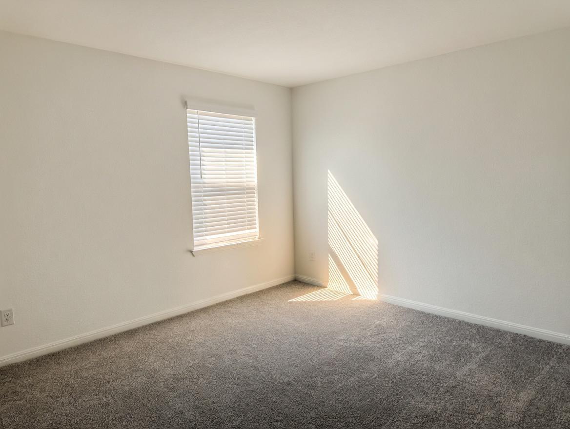 4002 Wynn Rd, Hutto, TX 78634