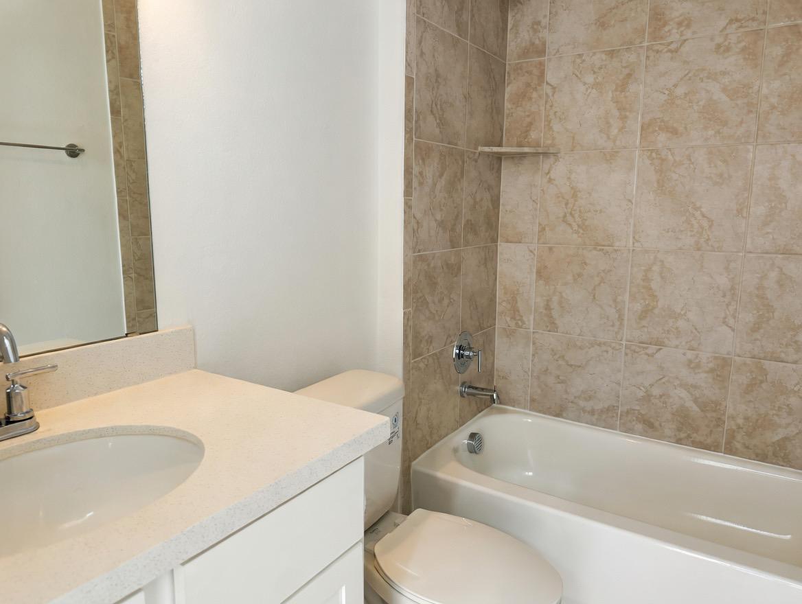 4002 Wynn Rd, Hutto, TX 78634