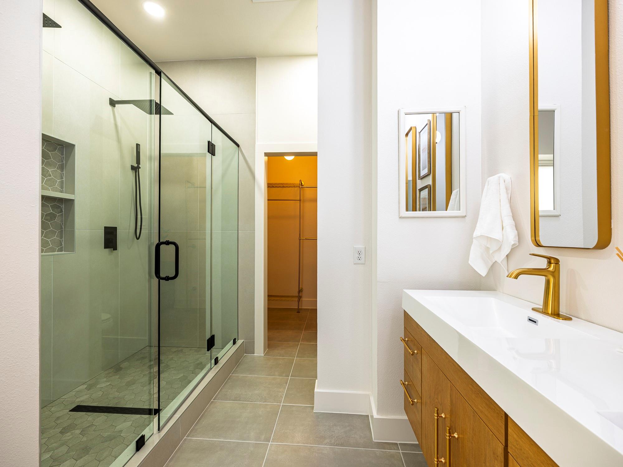 8111 Elkhorn Mountain Trl, Austin, TX 78729