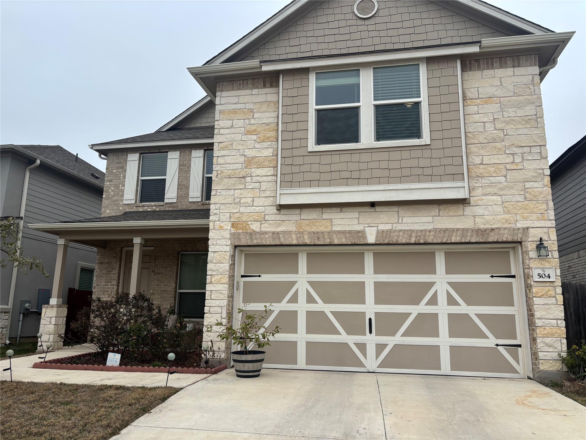 504 Ayinger Ln, Austin, TX 78728