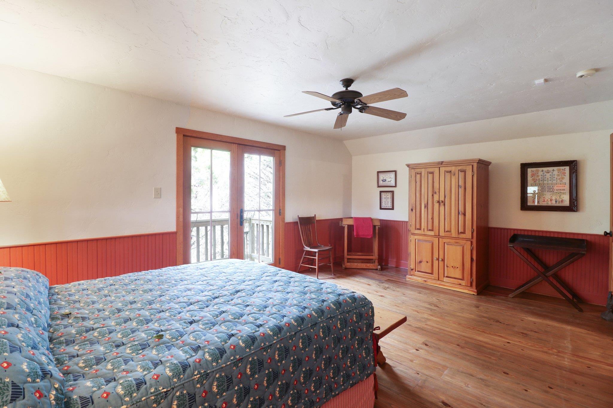 1500 Rebecca Creek Rd, Canyon Lake, TX 78133