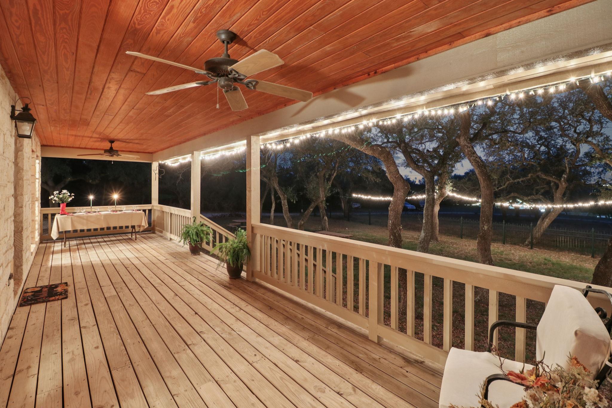 1500 Rebecca Creek Rd, Canyon Lake, TX 78133