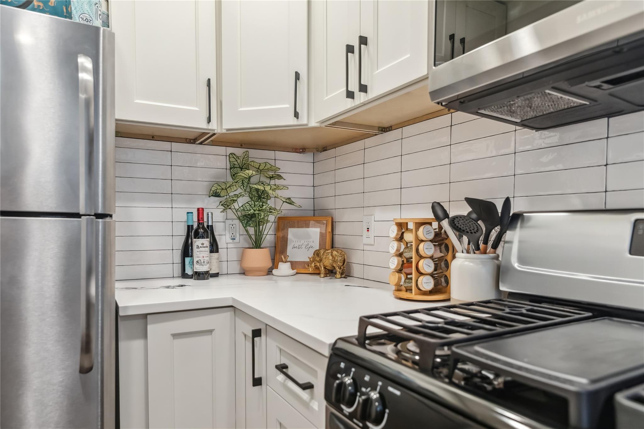 1313 E 52nd St # 101, Austin, TX 78723