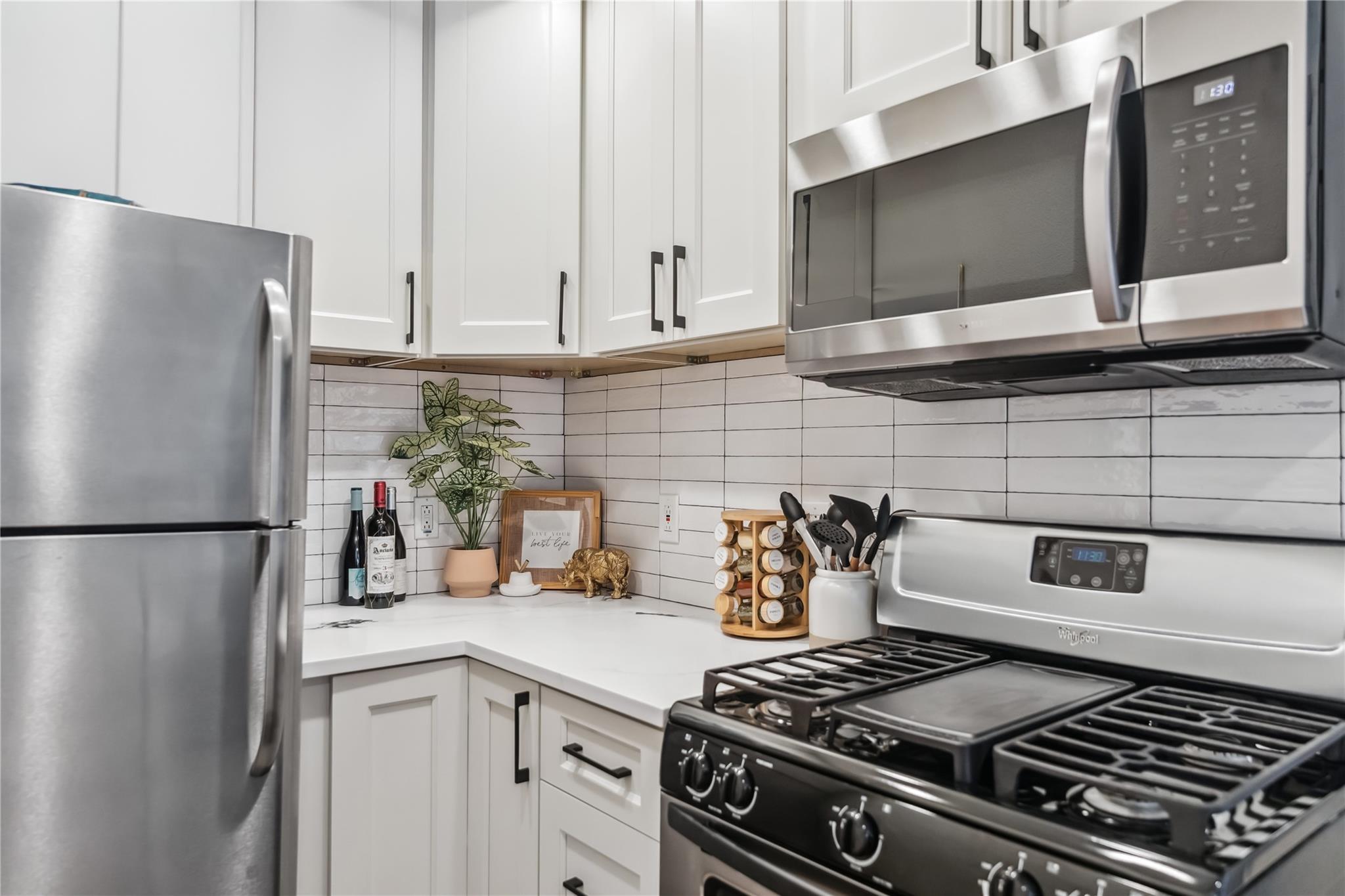 1313 E 52nd St # 101, Austin, TX 78723