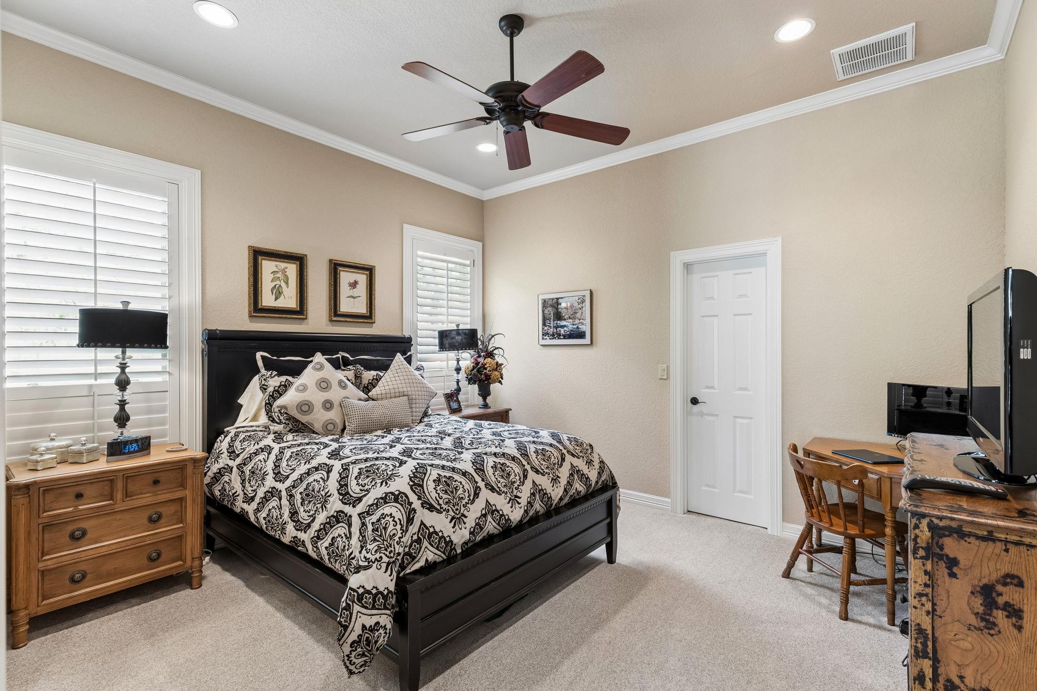 1033 River Ter, New Braunfels, TX 78130