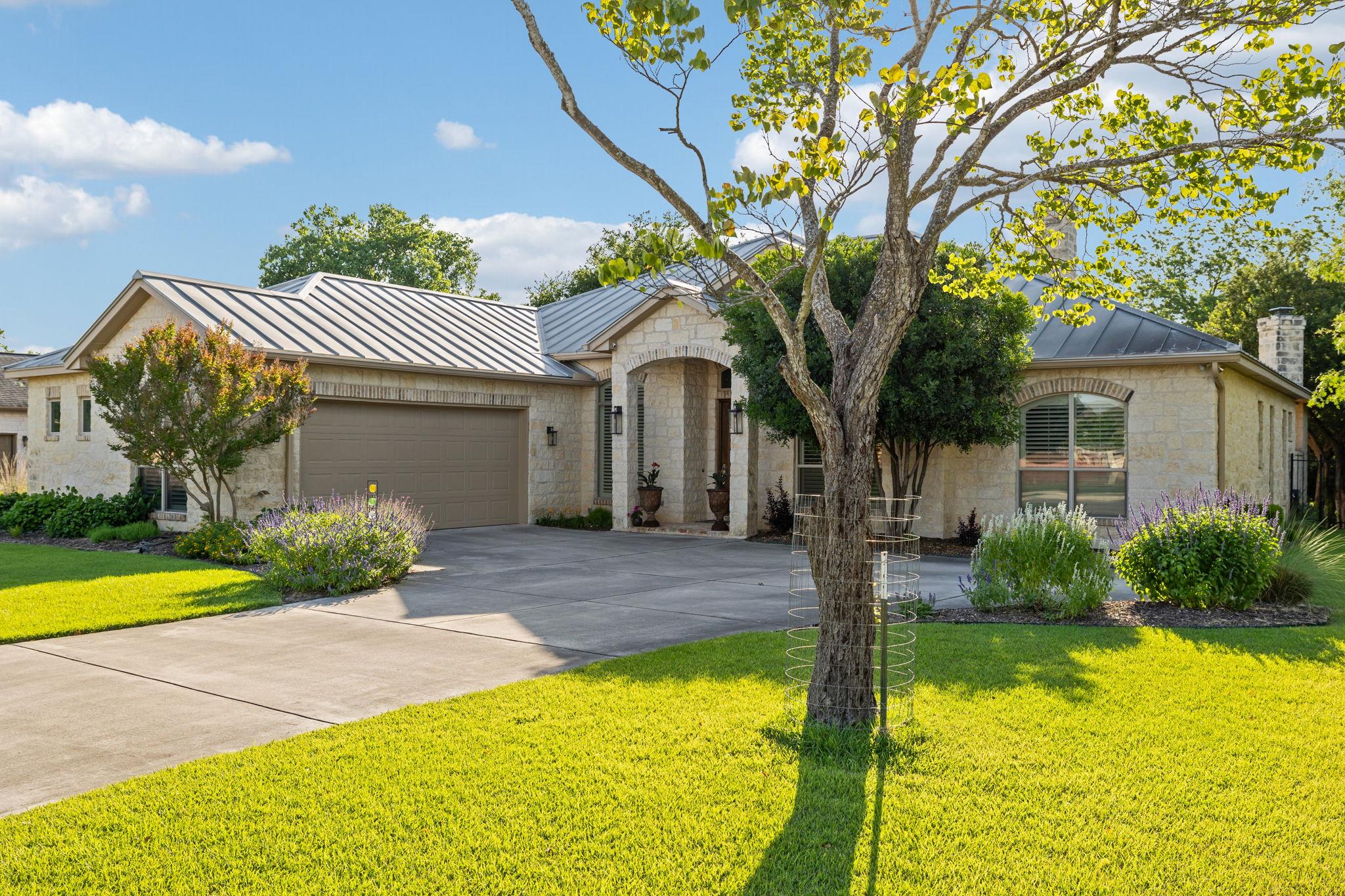 1033 River Ter, New Braunfels, TX 78130