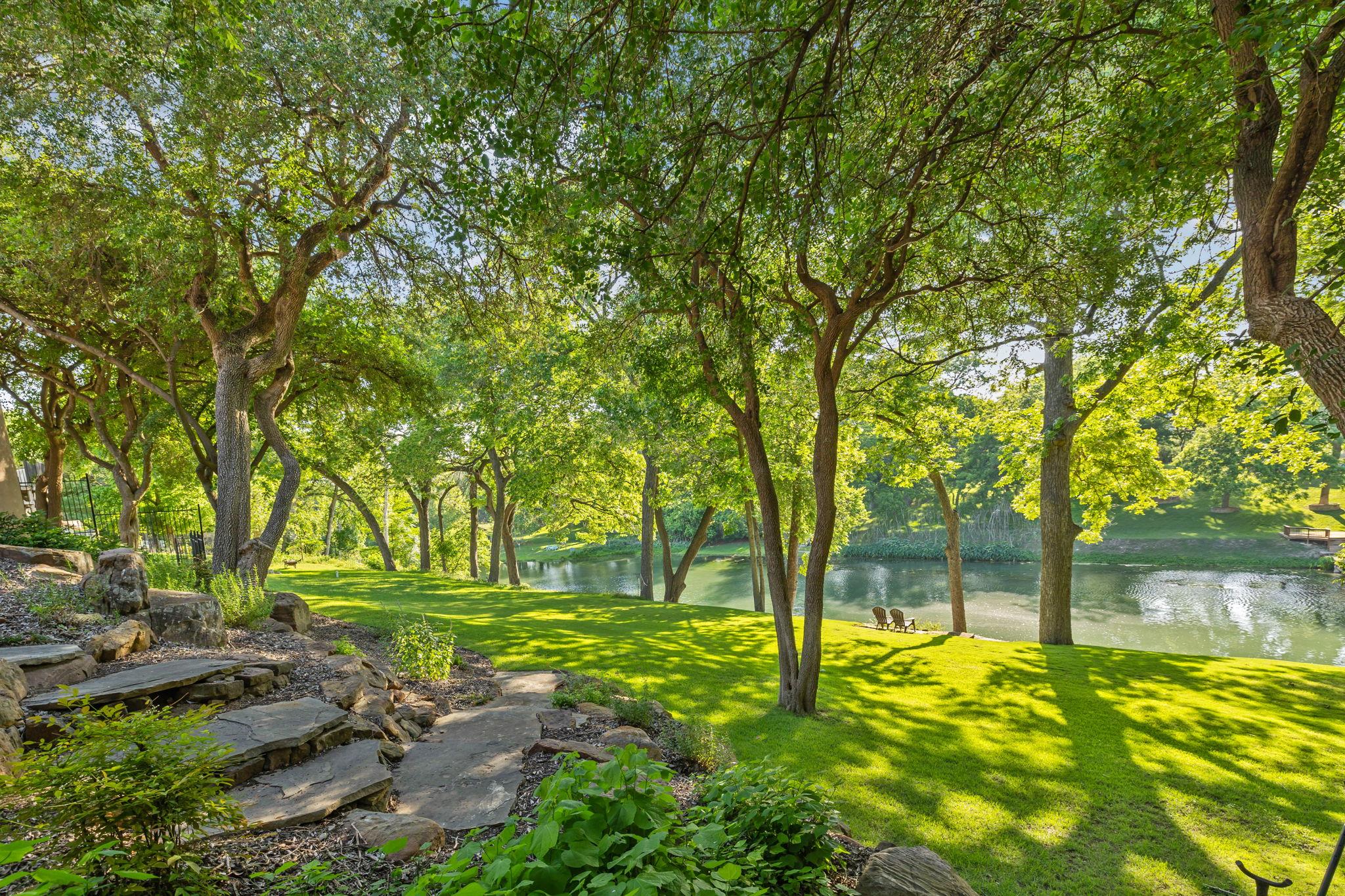 1033 River Ter, New Braunfels, TX 78130