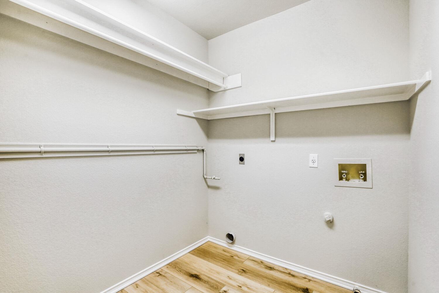 2121 DESCO Dr, Austin, TX 78748