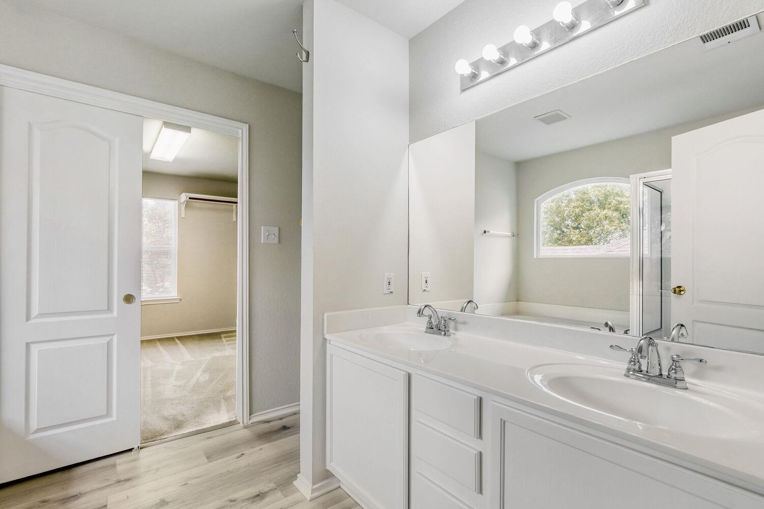 2121 DESCO Dr, Austin, TX 78748