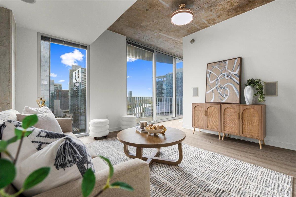 360 Nueces St # 2807, Austin, TX 78701