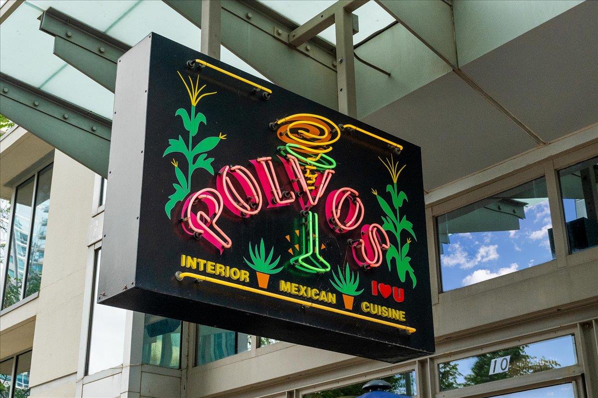 360 Nueces St # 2807, Austin, TX 78701