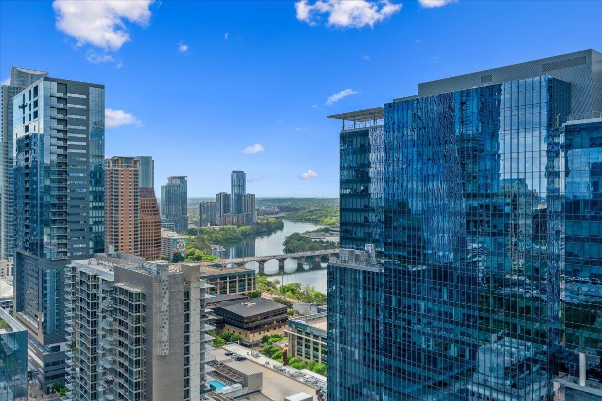 360 Nueces St # 2807, Austin, TX 78701