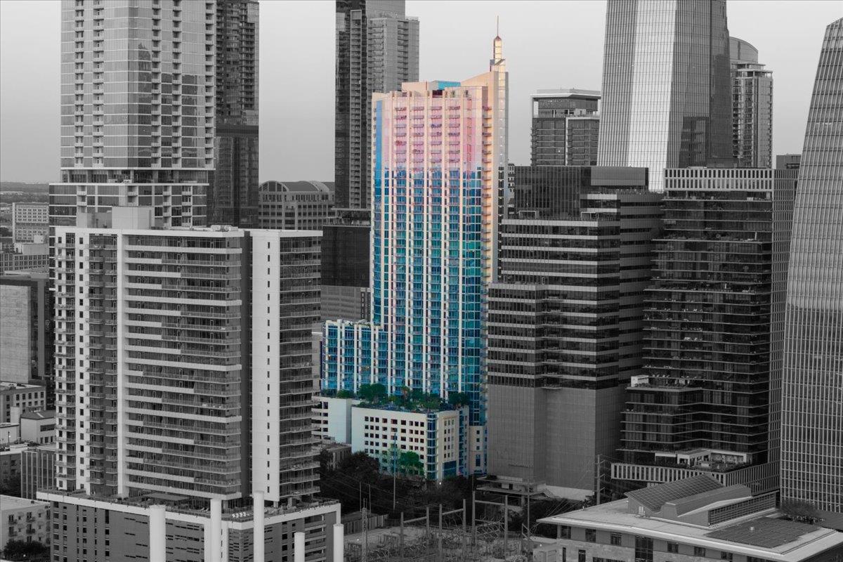 360 Nueces St # 2807, Austin, TX 78701