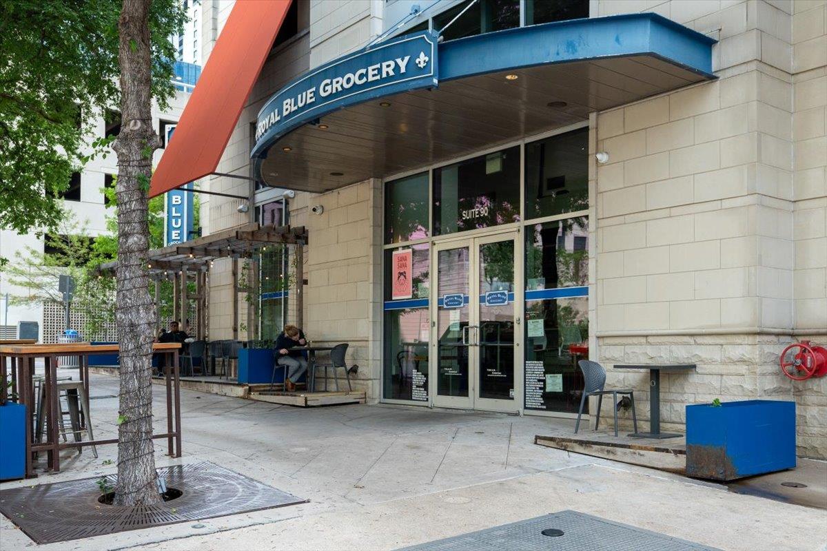 360 Nueces St # 2807, Austin, TX 78701