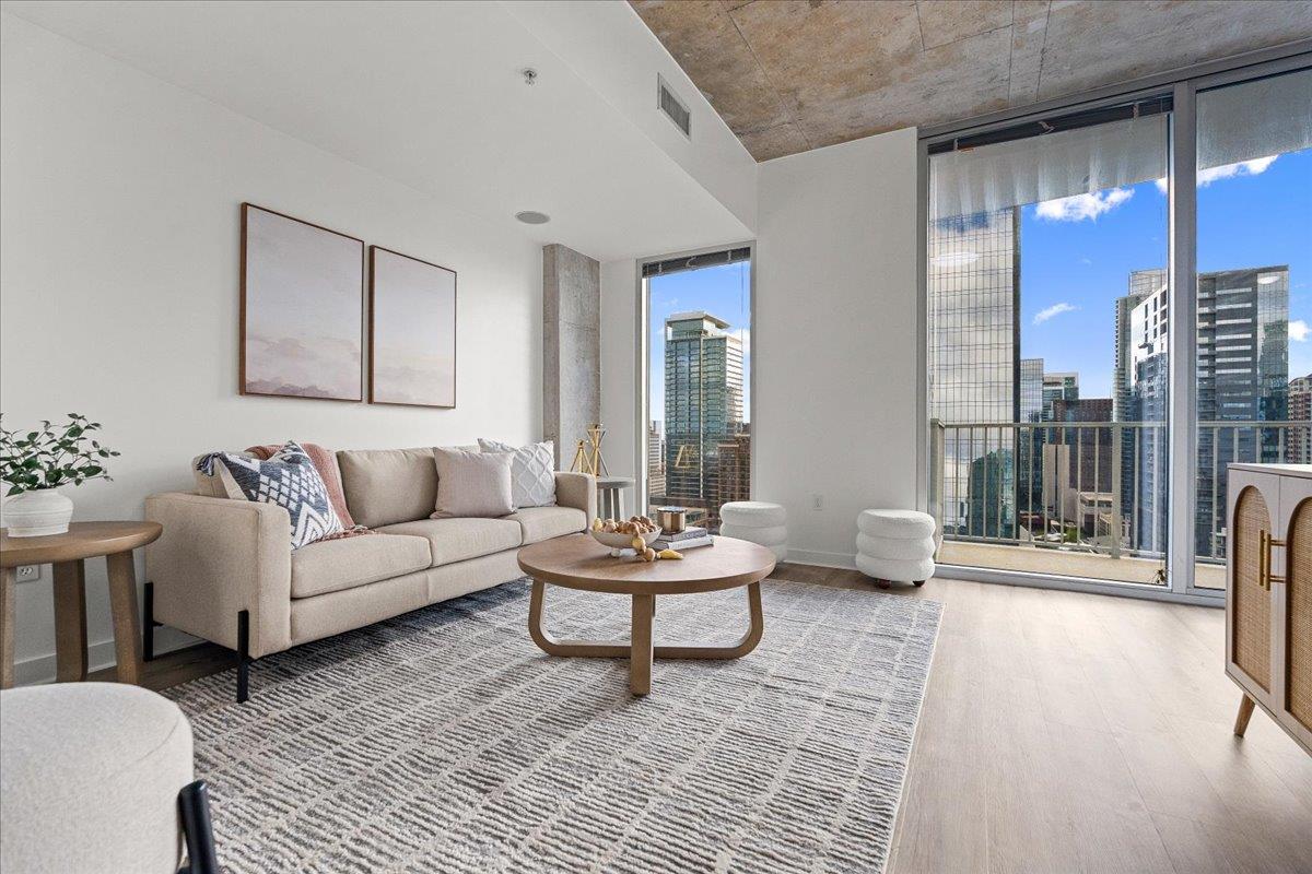 360 Nueces St # 2807, Austin, TX 78701