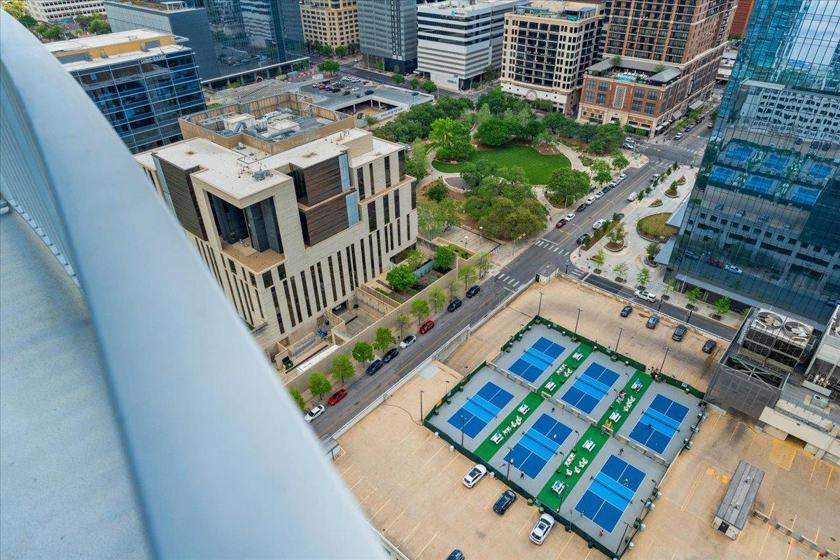 360 Nueces St # 2807, Austin, TX 78701