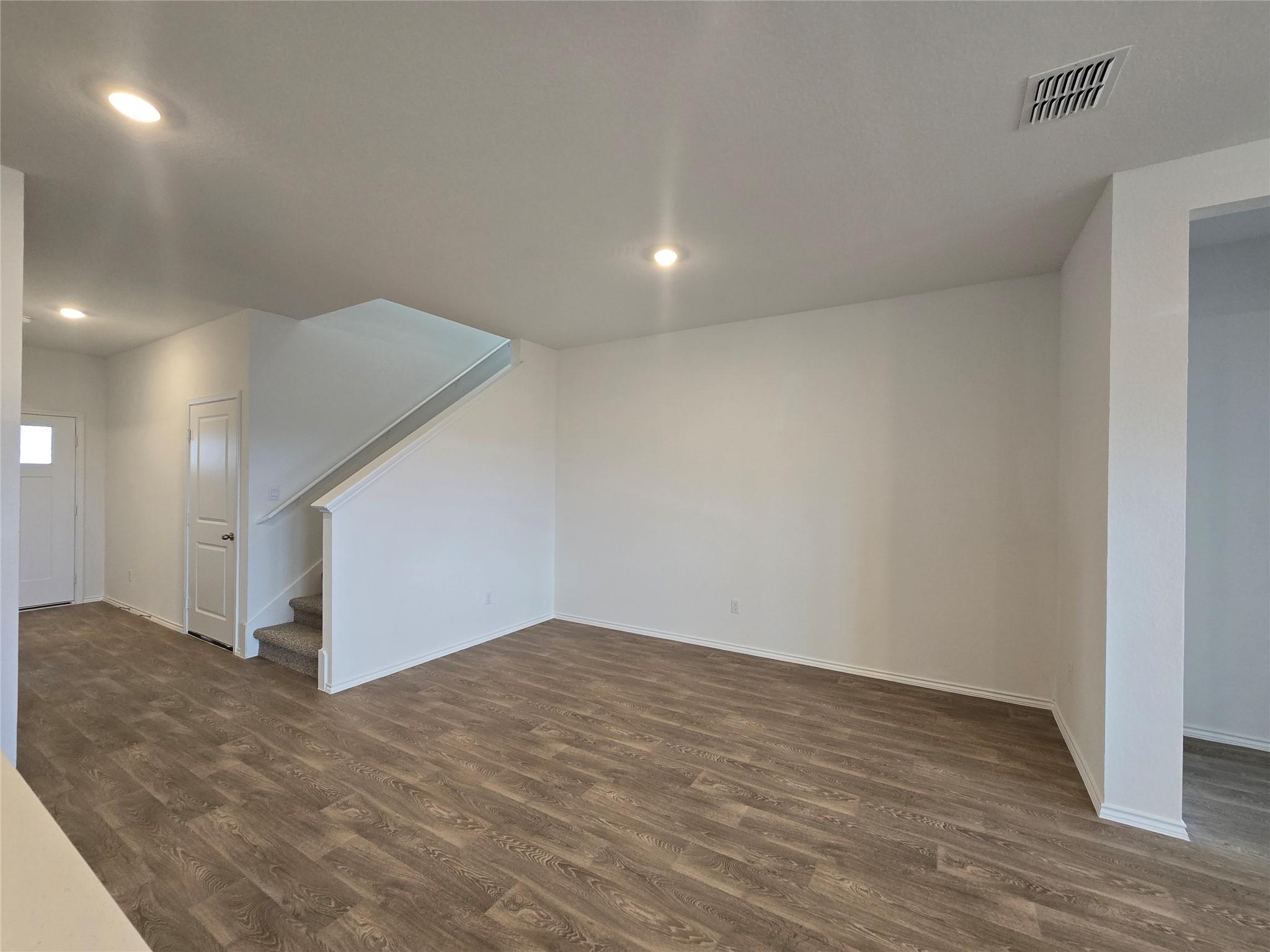 352 San Juan Trl, Bastrop, TX 78602