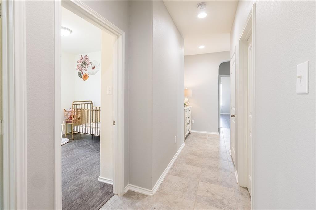 6133 MANTALCINO Dr, Round Rock, TX 78665