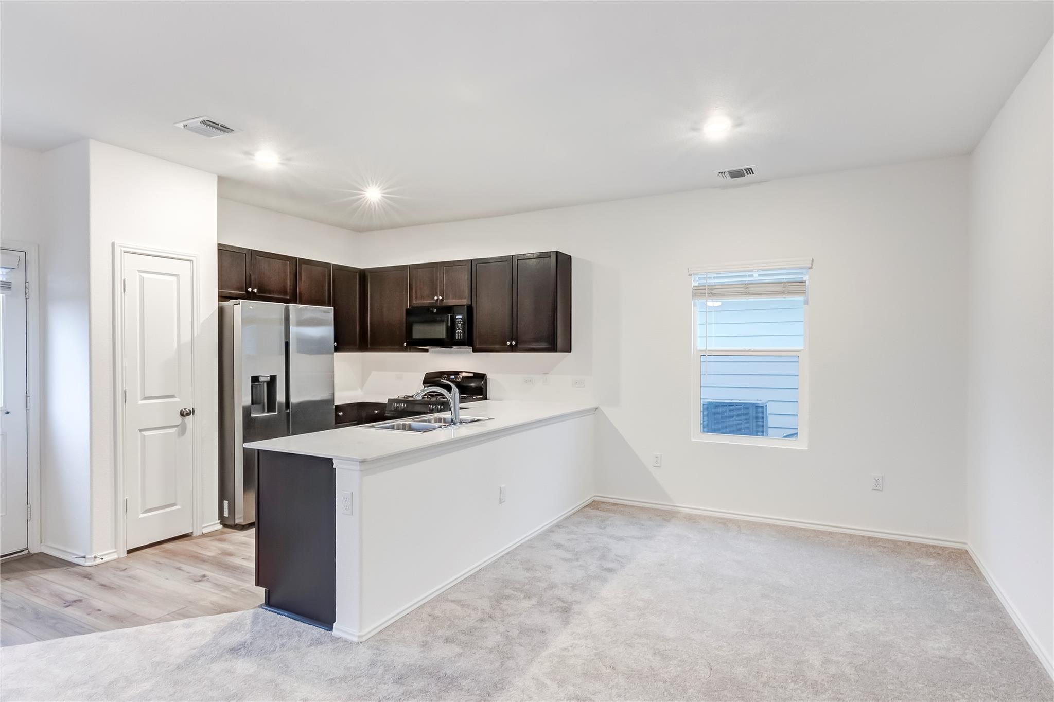 7706 Poppy Petal Loop, Del Valle, TX 78617