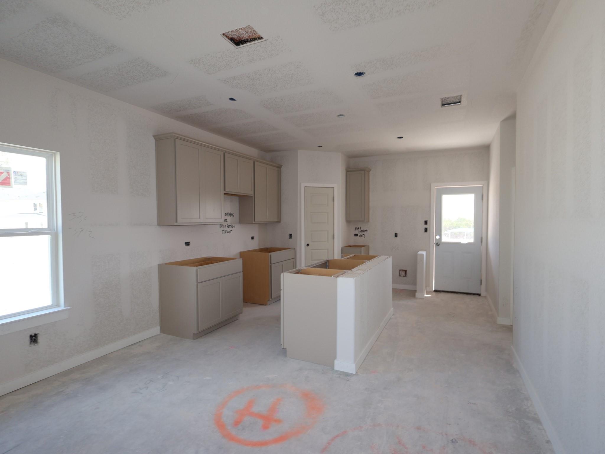 579 Bishop Wood Rd, Dripping Springs, TX 78620