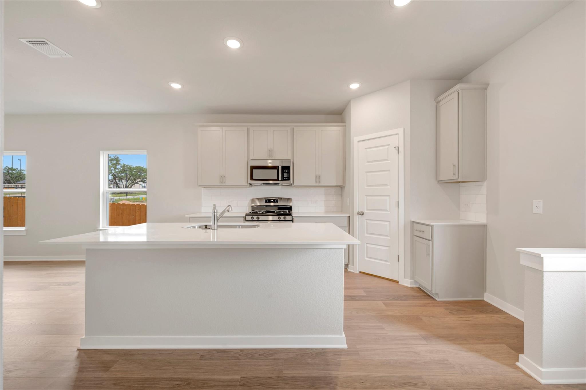 579 Bishop Wood Rd, Dripping Springs, TX 78620