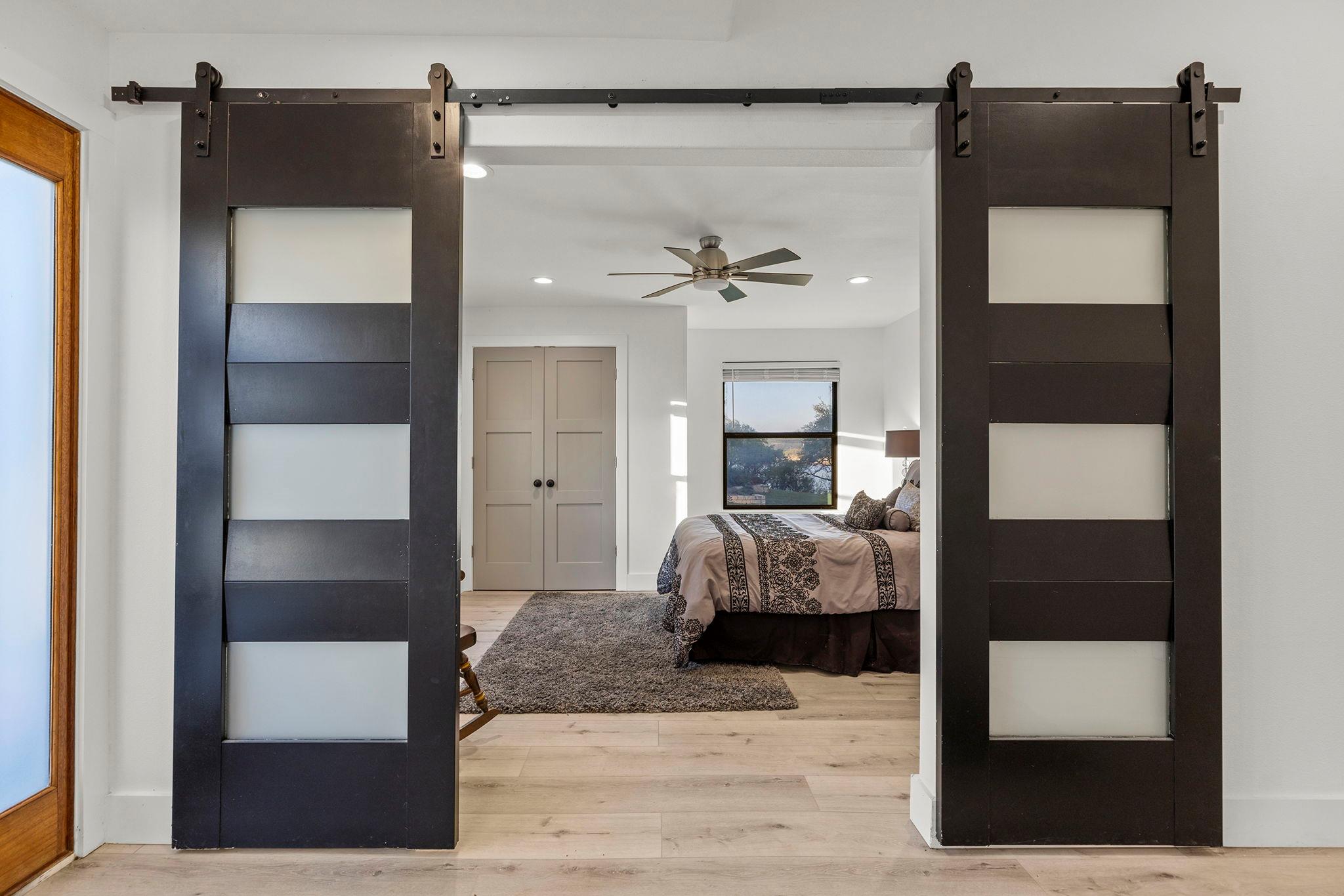 23535 Lakeside Dr, Marble Falls, TX 78654