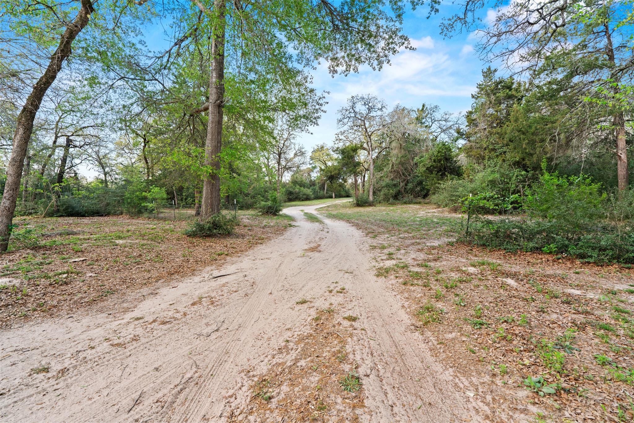 6211 County Road 342, Milano, TX 76556