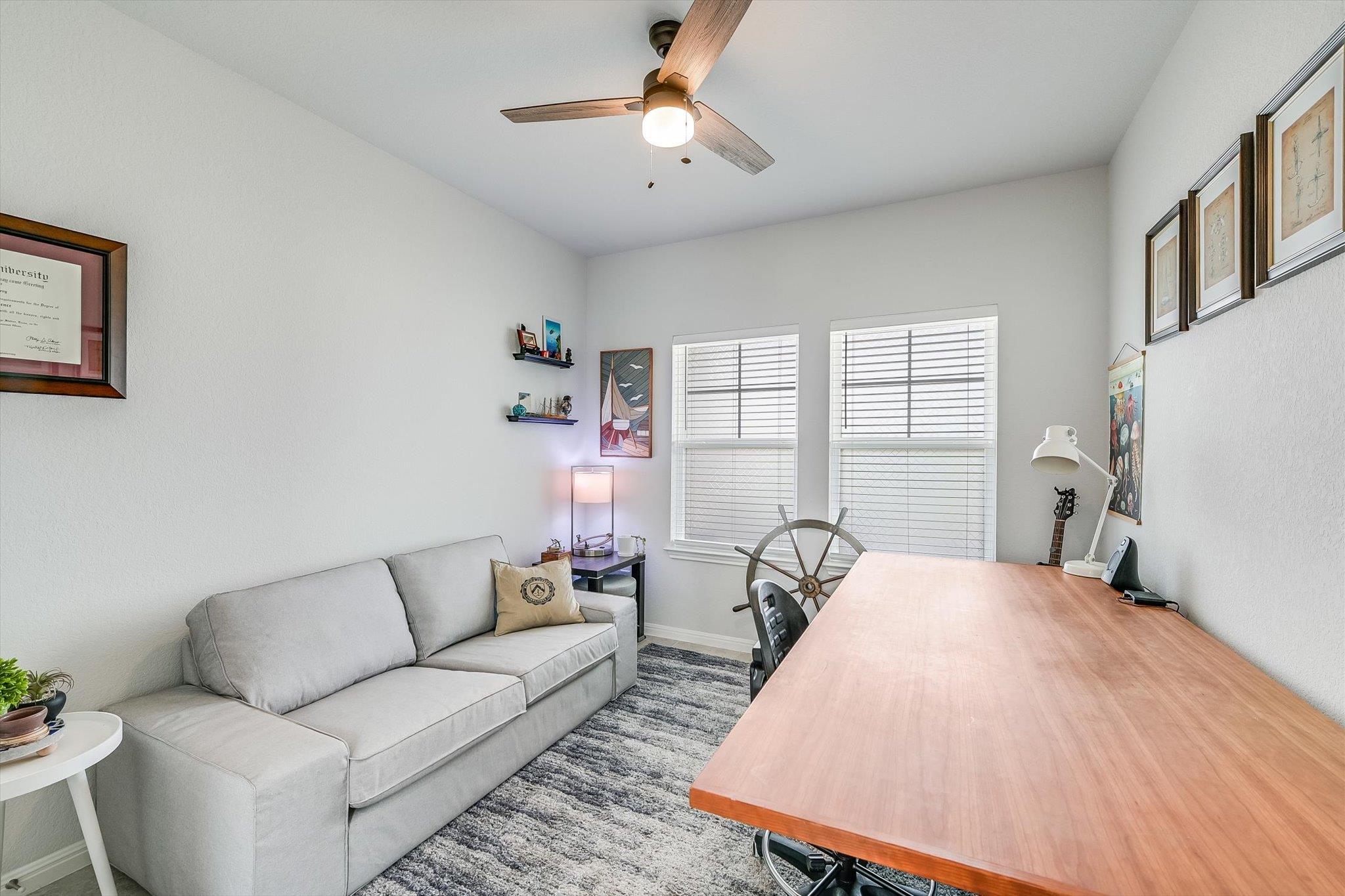 510 Mossy Rock Dr, Hutto, TX 78634