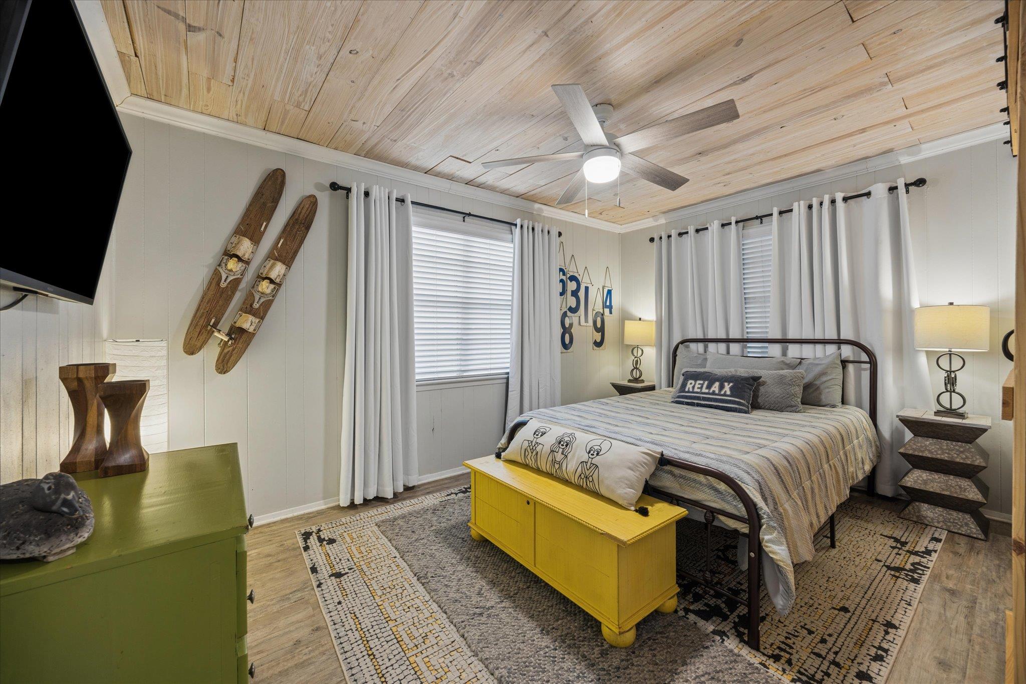 4247 River Oaks Dr, Kingsland, TX 78639