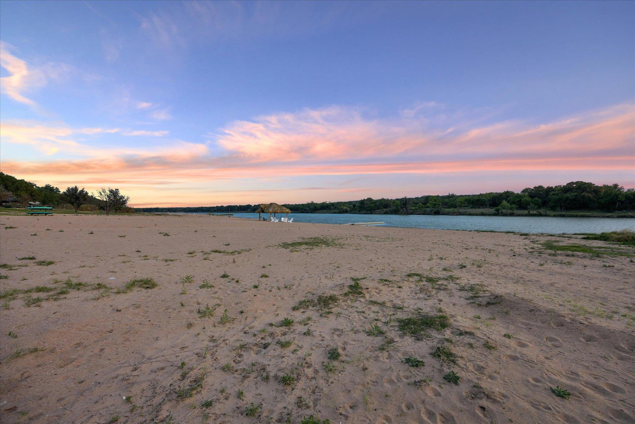 4247 River Oaks Dr, Kingsland, TX 78639