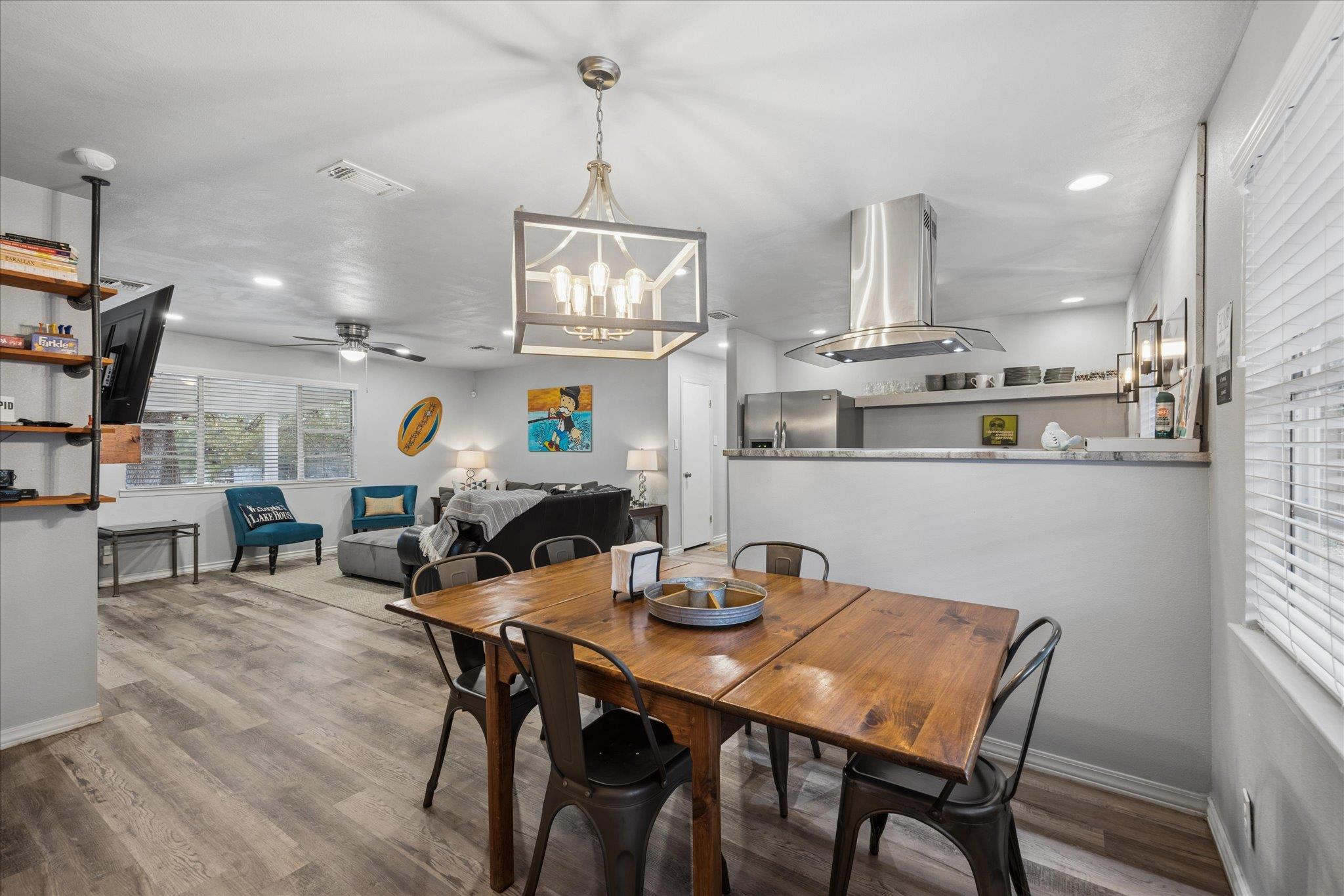 4247 River Oaks Dr, Kingsland, TX 78639