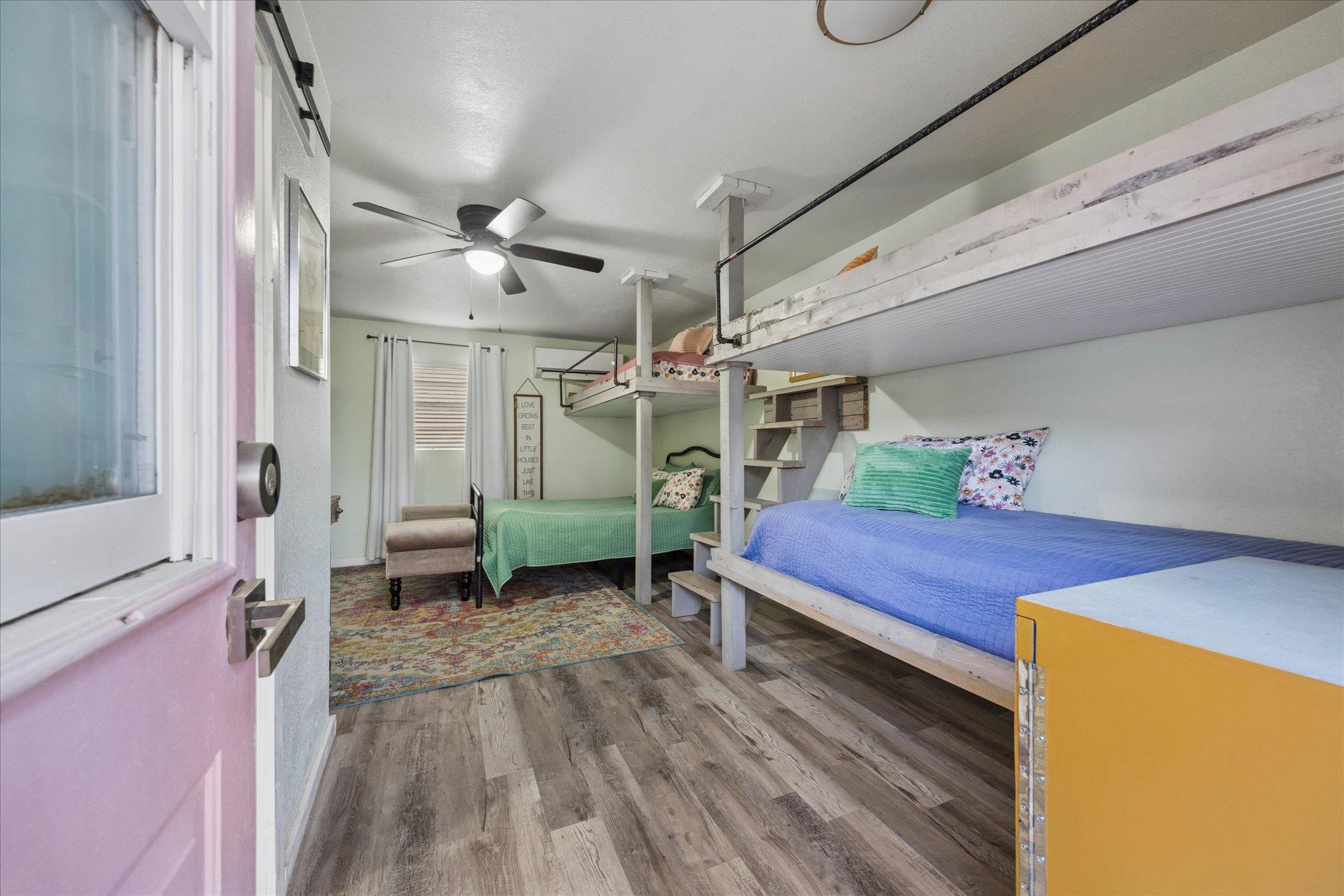 4247 River Oaks Dr, Kingsland, TX 78639