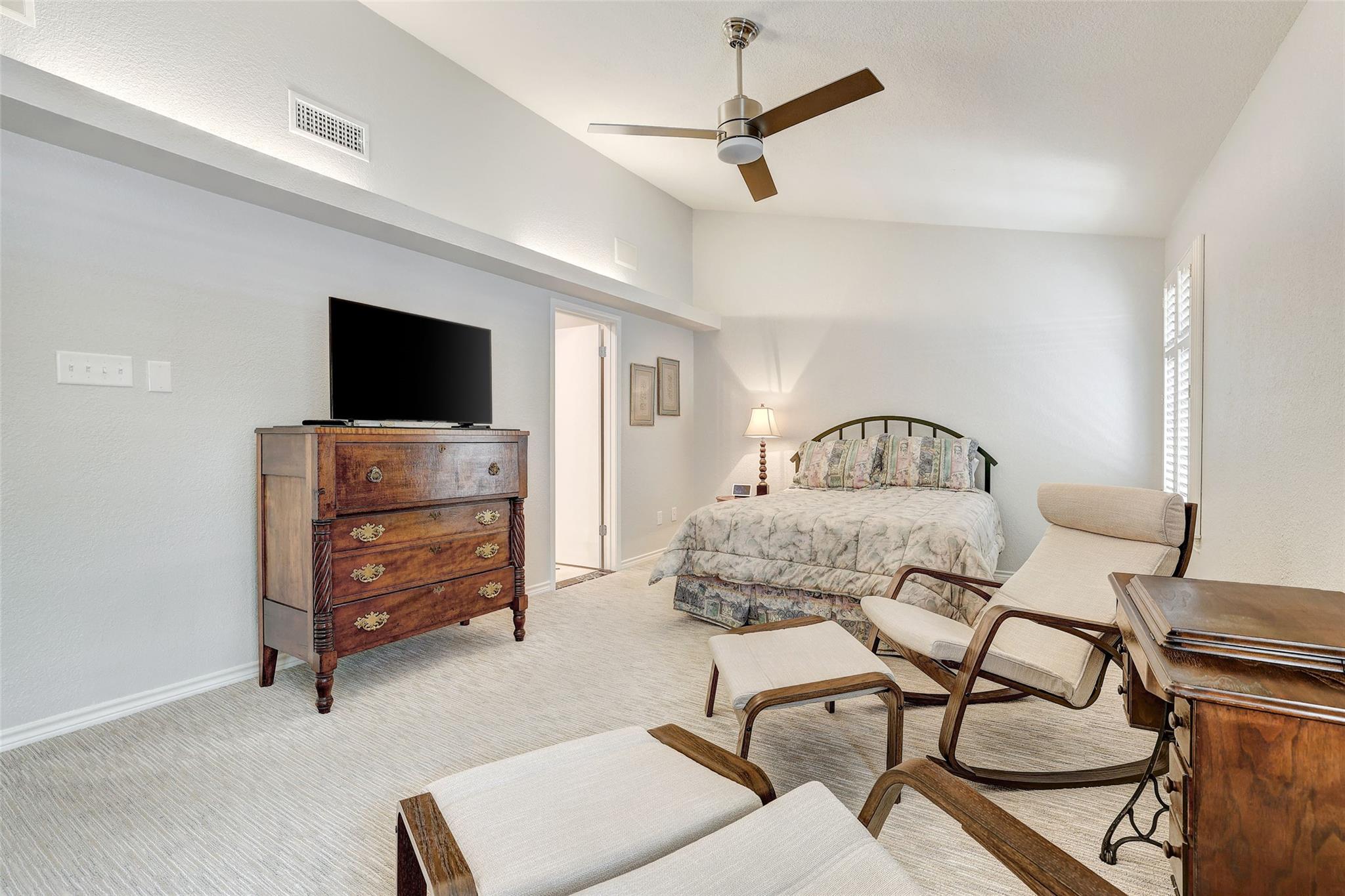 8200 Neely Dr # 223, Austin, TX 78759