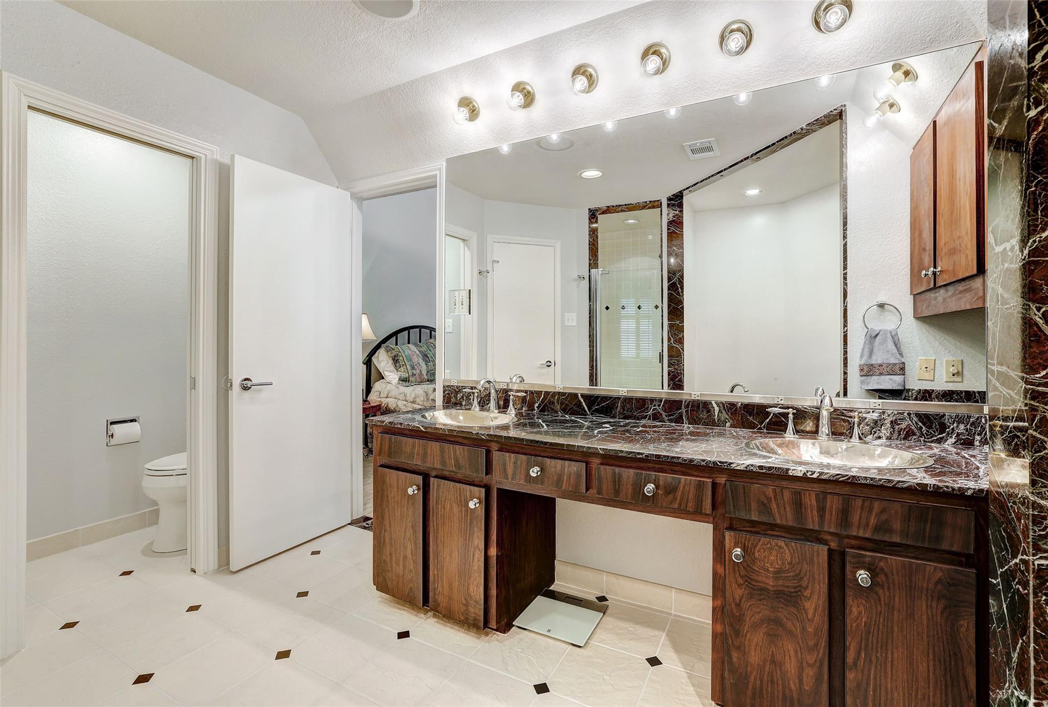 8200 Neely Dr # 223, Austin, TX 78759