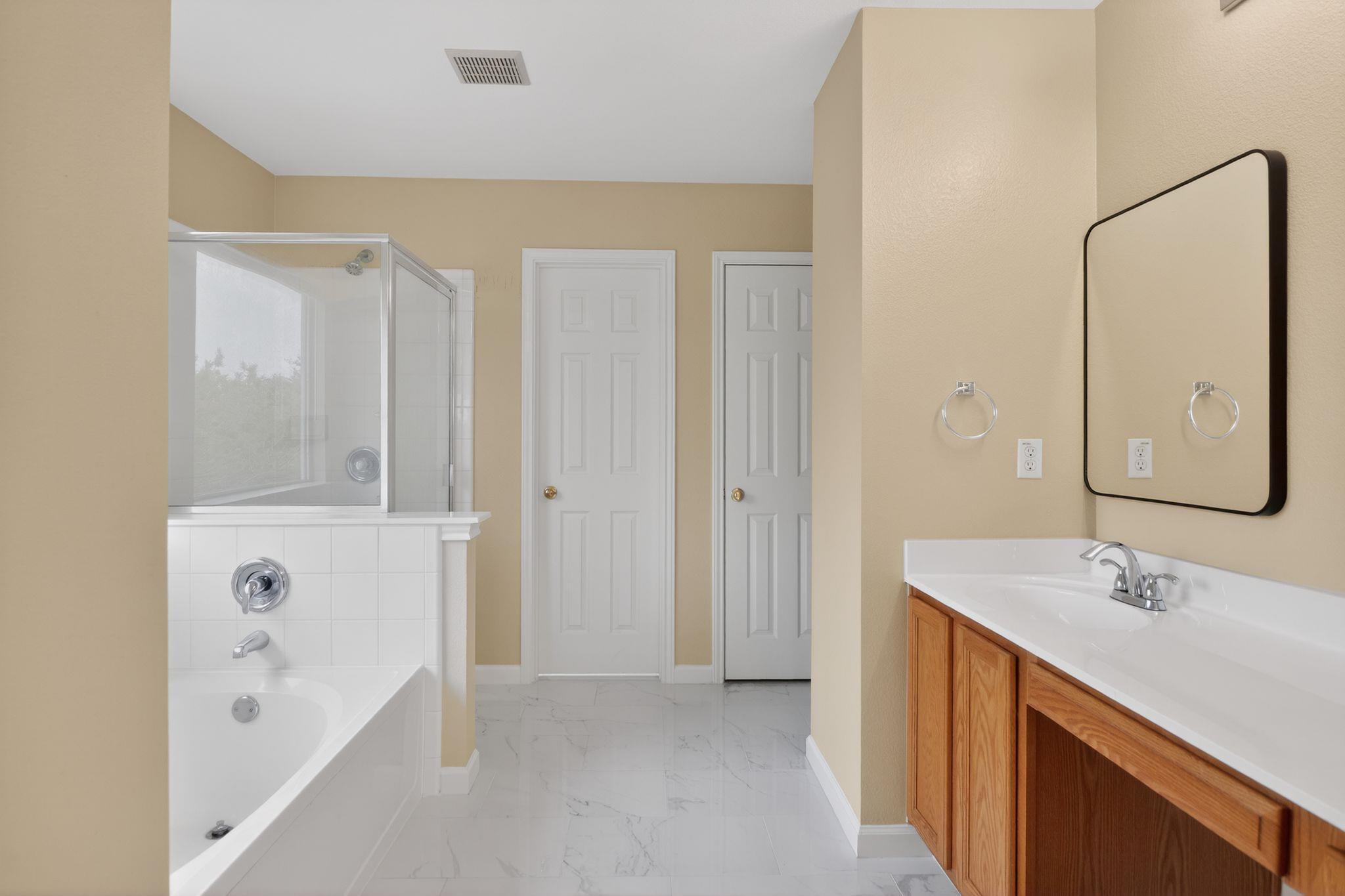 6014 Lone Star Ct, Hutto, TX 78634