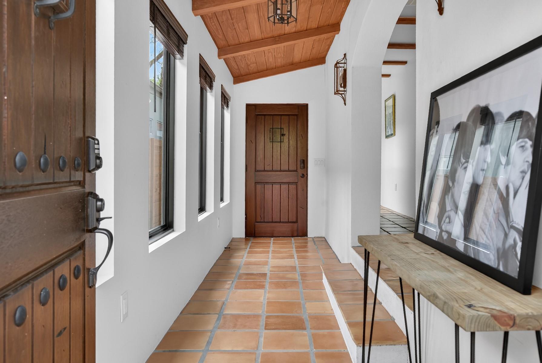 2519 E 4th St # 1, Austin, TX 78702