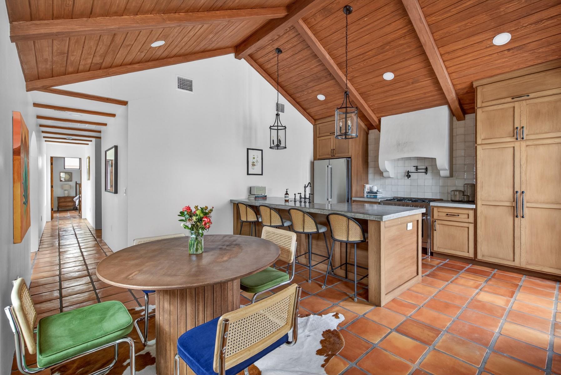 2519 E 4th St # 1, Austin, TX 78702