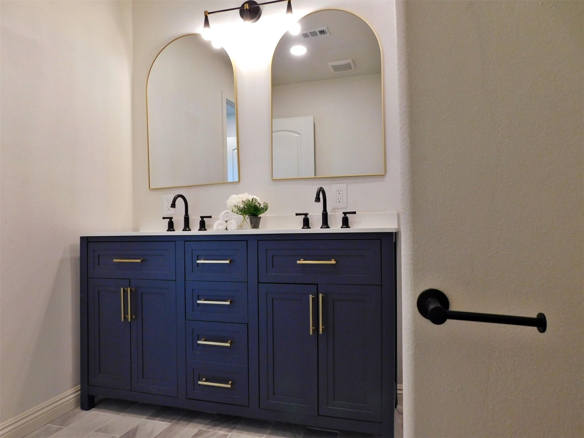 205 E Train St, Ellinger, TX 78938