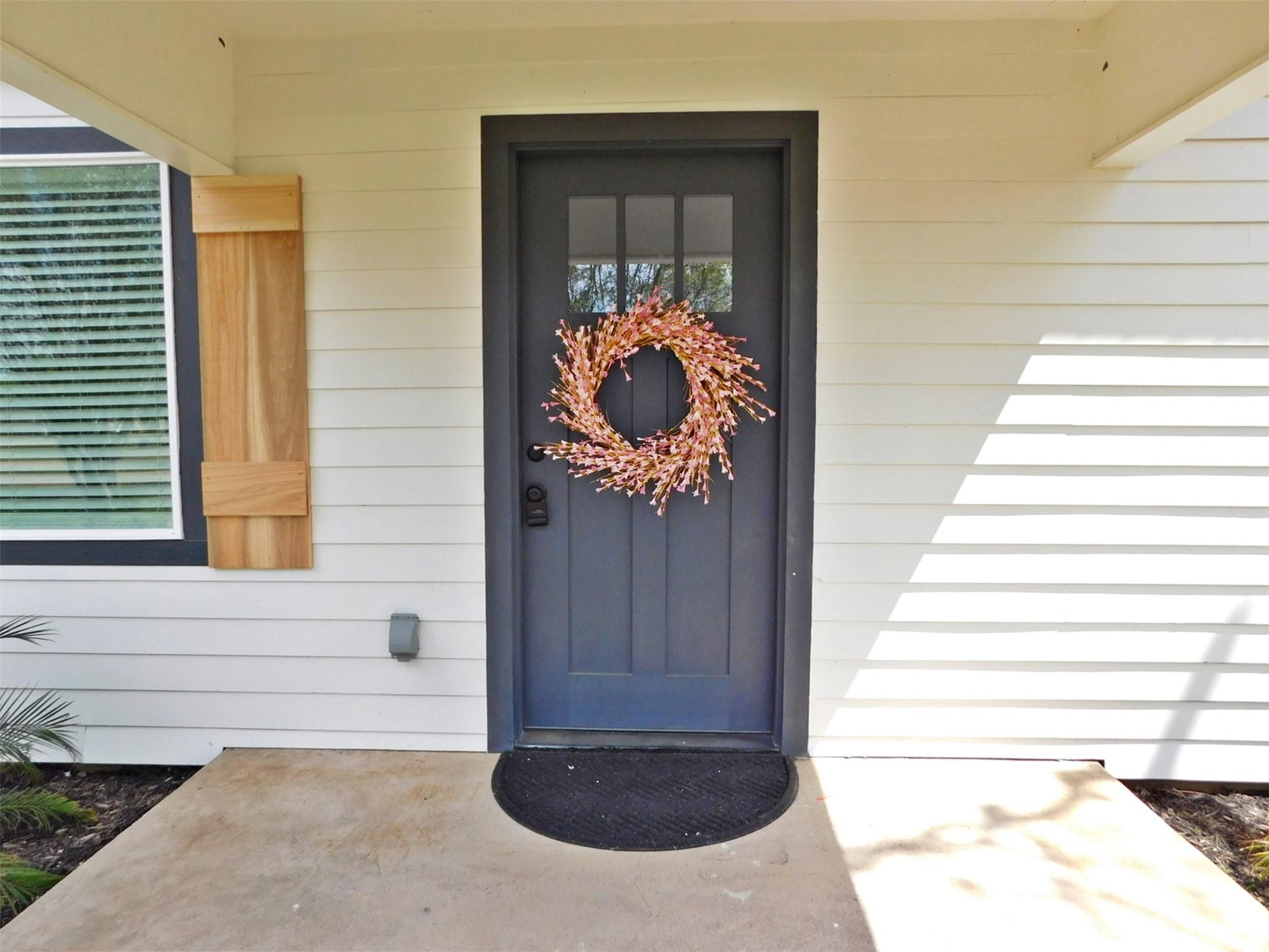 205 E Train St, Ellinger, TX 78938