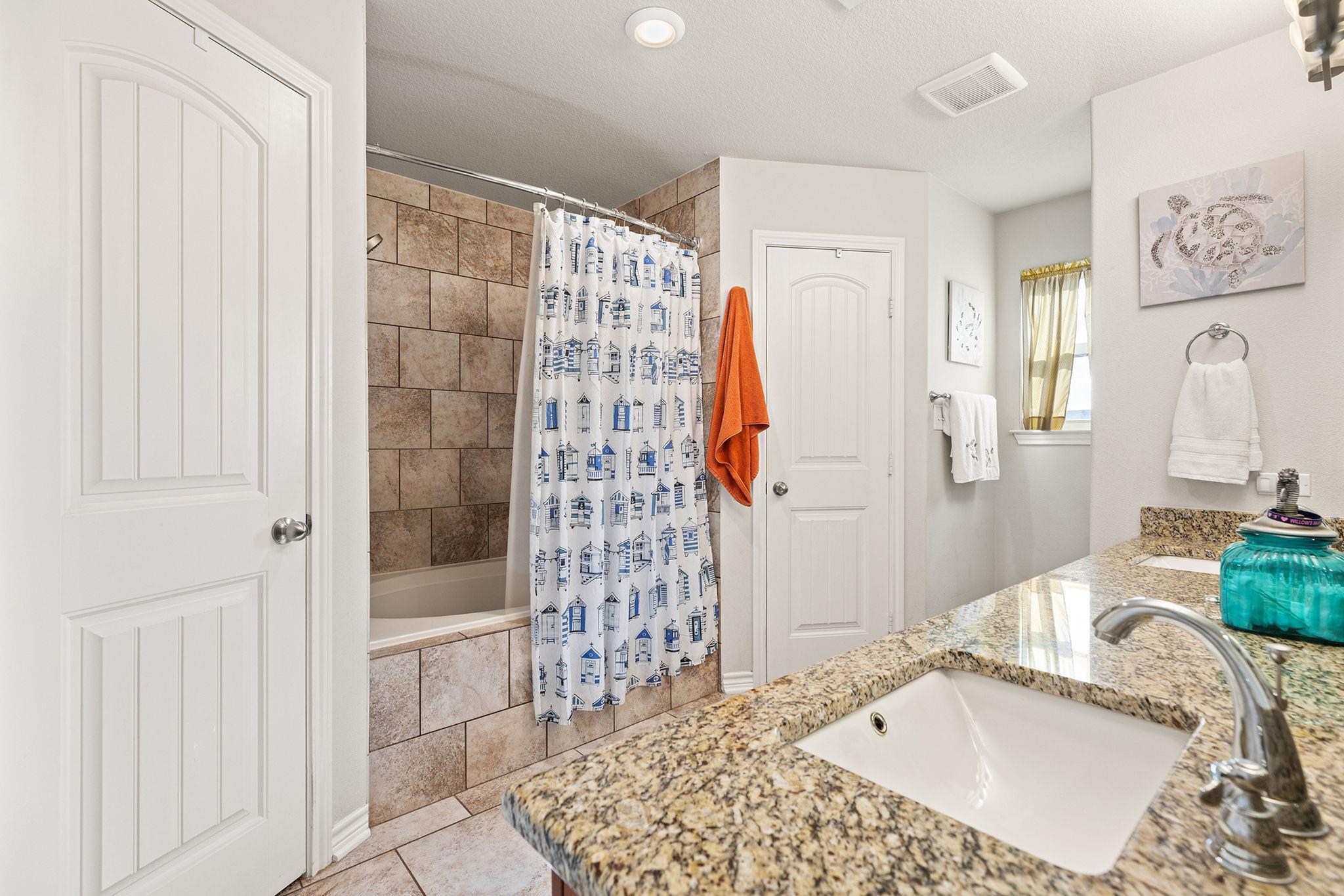 4846 County Road 327 Rd, Granger, TX 76530