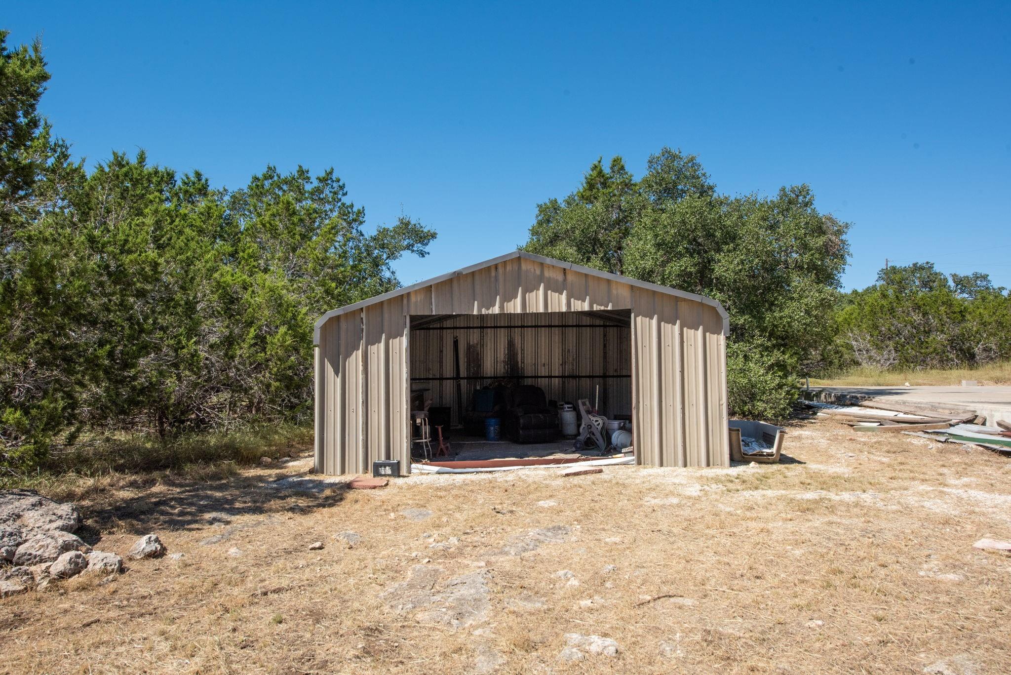 840 Forest View Dr, Blanco, TX 78606