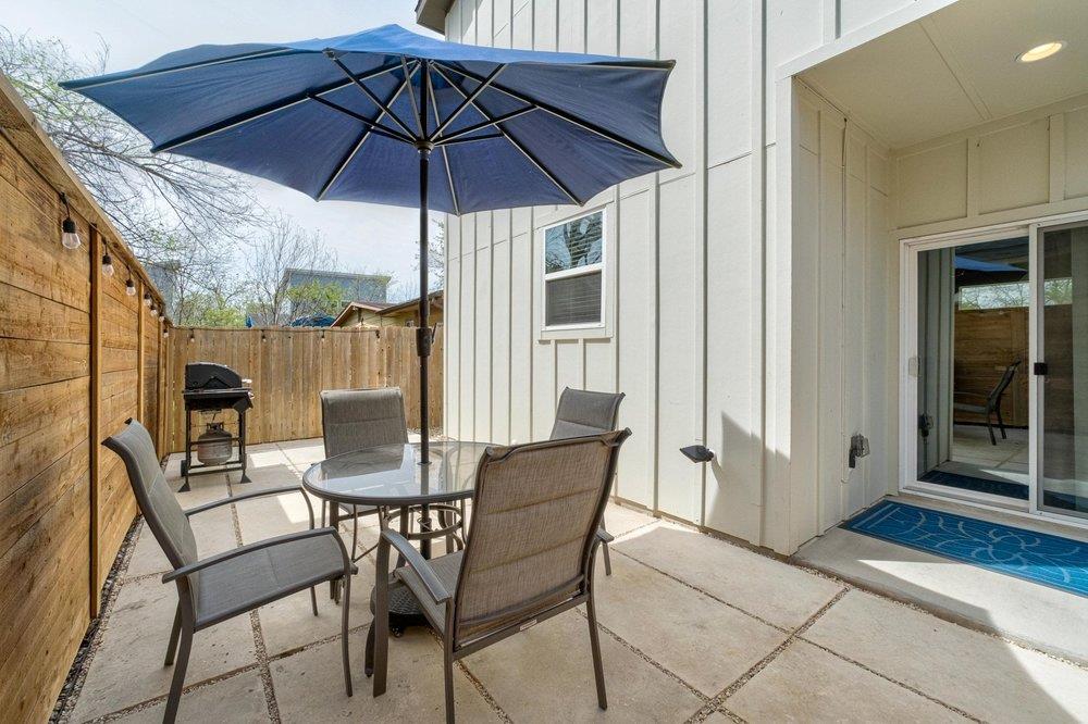 913 Valdez St # A & B, Austin, TX 78741