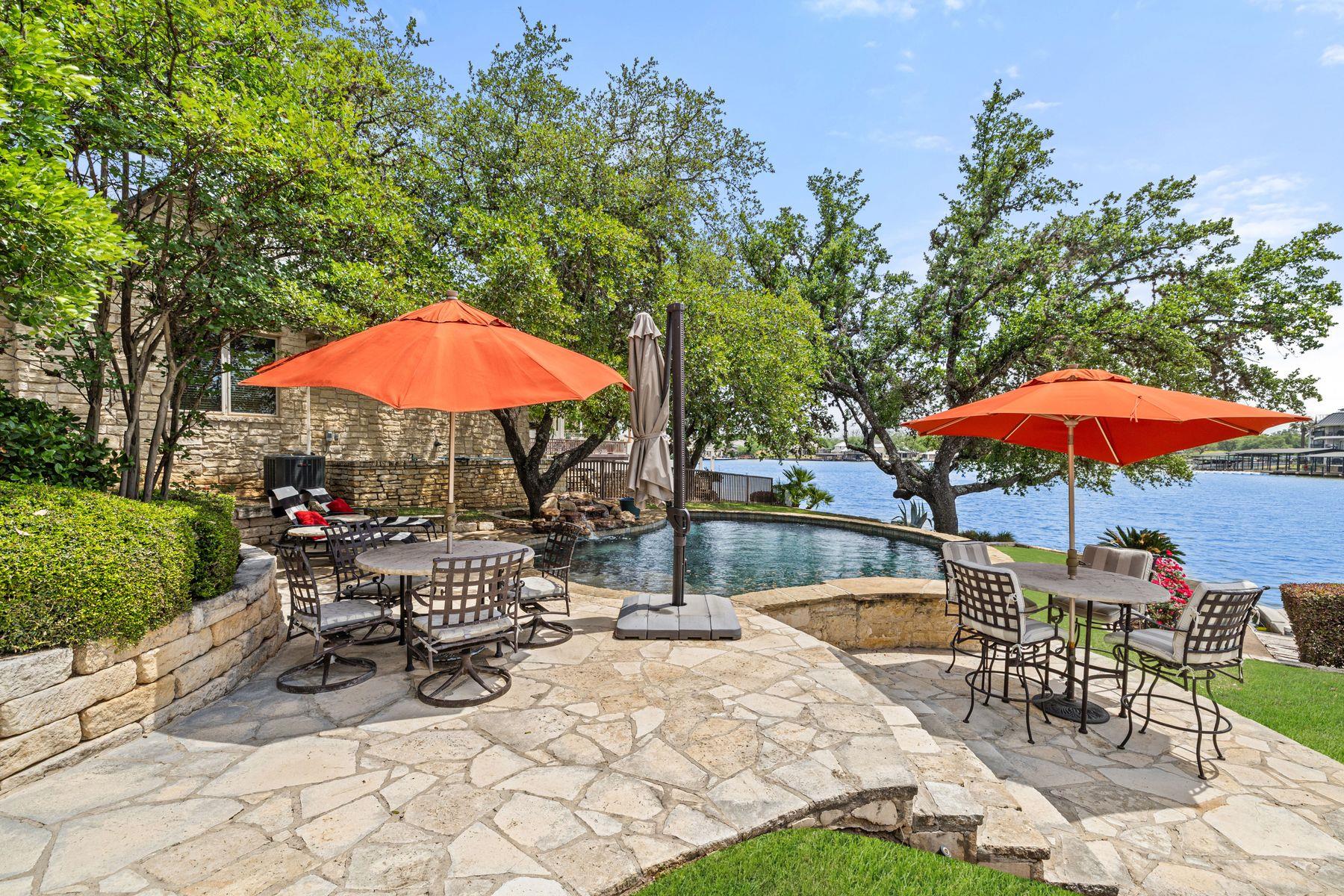 113 Wennmohs Pl, Horseshoe Bay, TX 78657