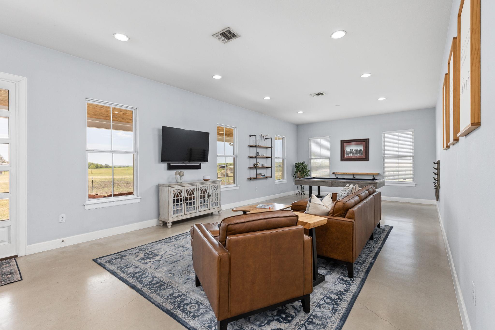 22001 Fm 971, Granger, TX 76530