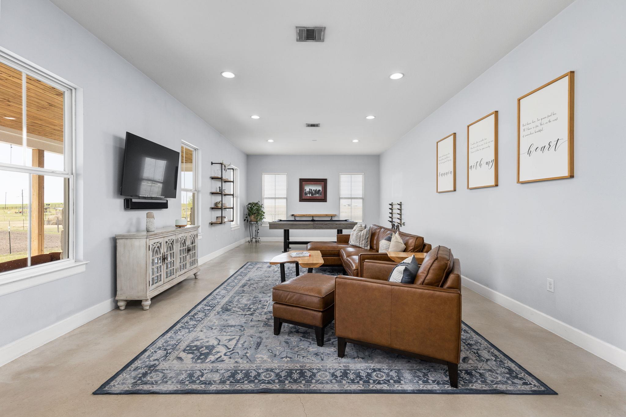 22001 Fm 971, Granger, TX 76530