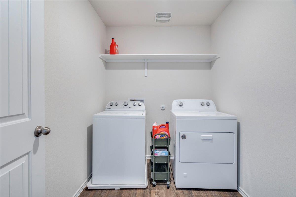 125 Frogmore Loop, Uhland, TX 78640