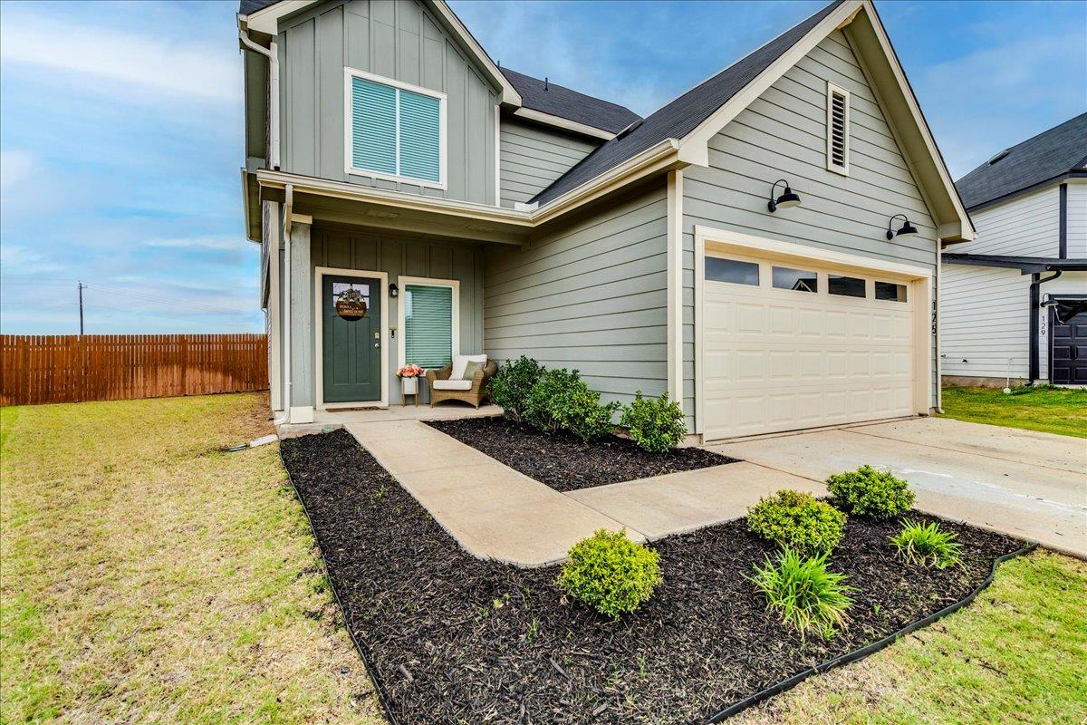 125 Frogmore Loop, Uhland, TX 78640