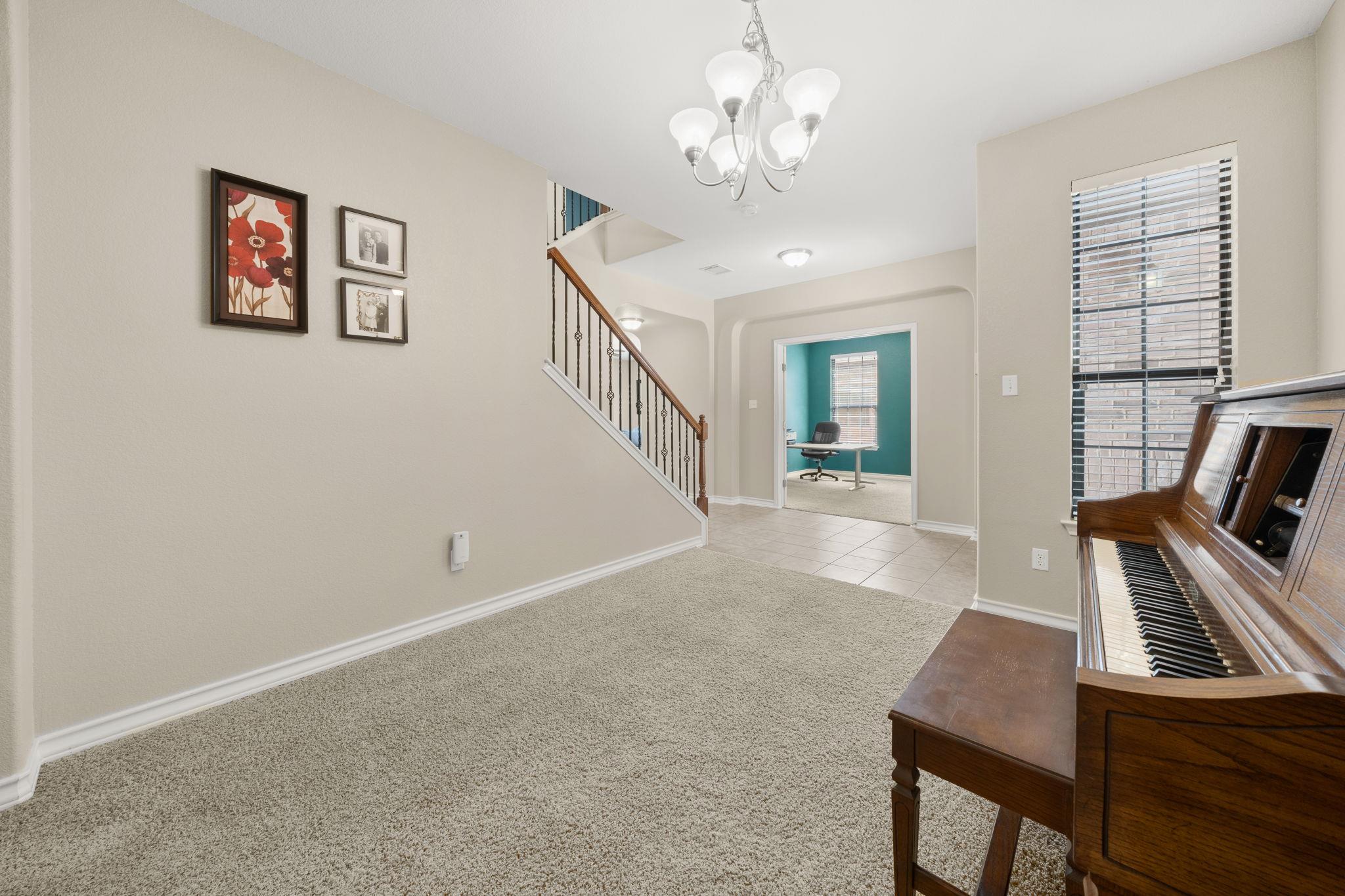 7629 Brecourt Manor Way, Austin, TX 78739