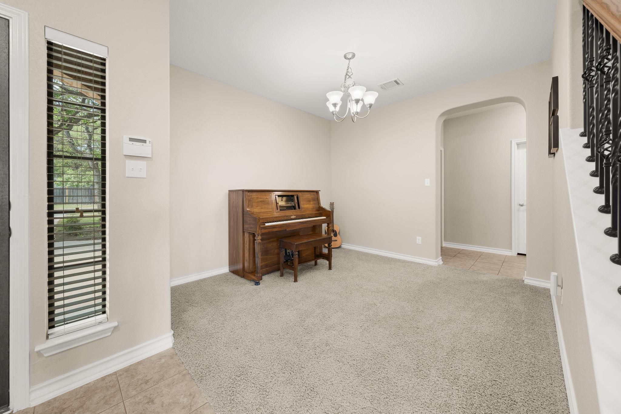 7629 Brecourt Manor Way, Austin, TX 78739