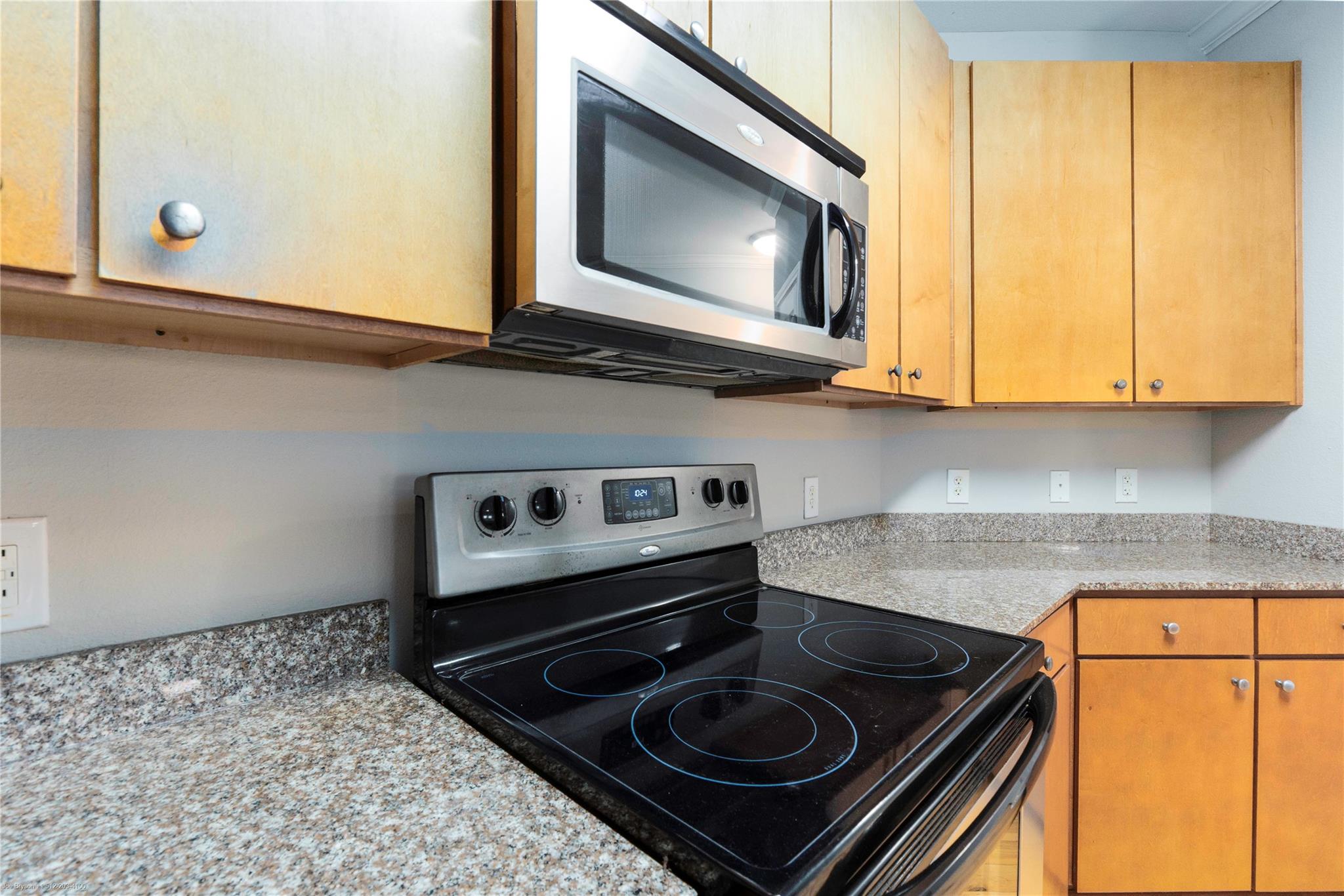 2502 Leon St # 305, Austin, TX 78705